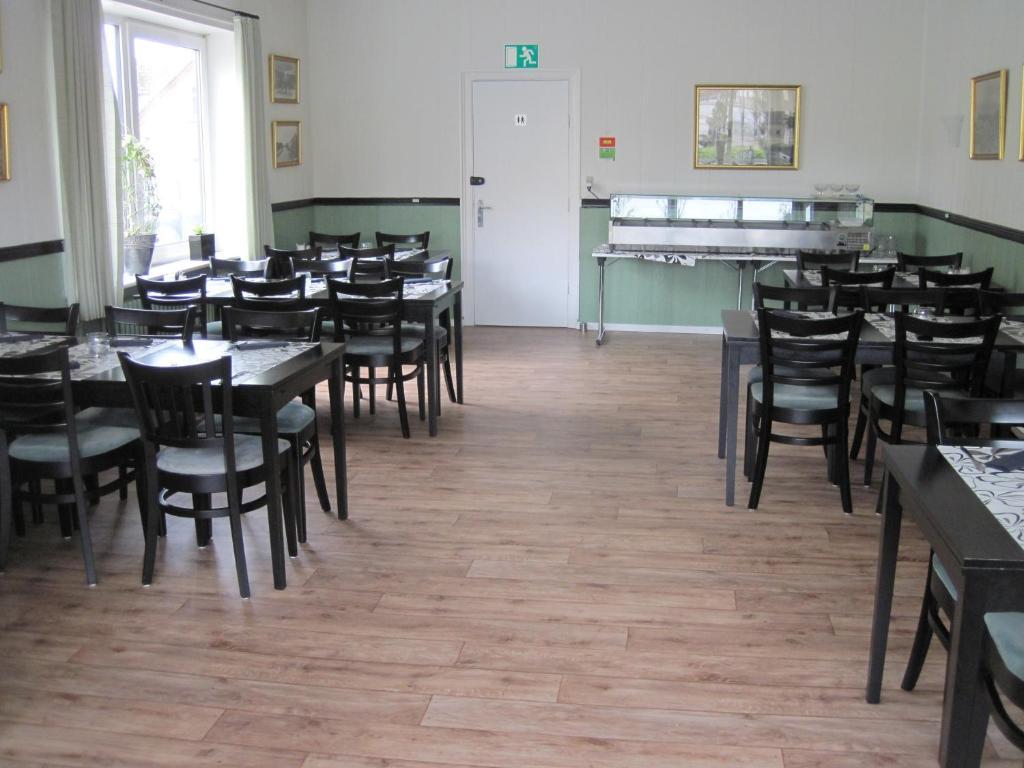 Turisthotellet Oksbøl Екстериор снимка